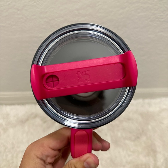 Hello kitty Stanley cup - Picture 4 of 4